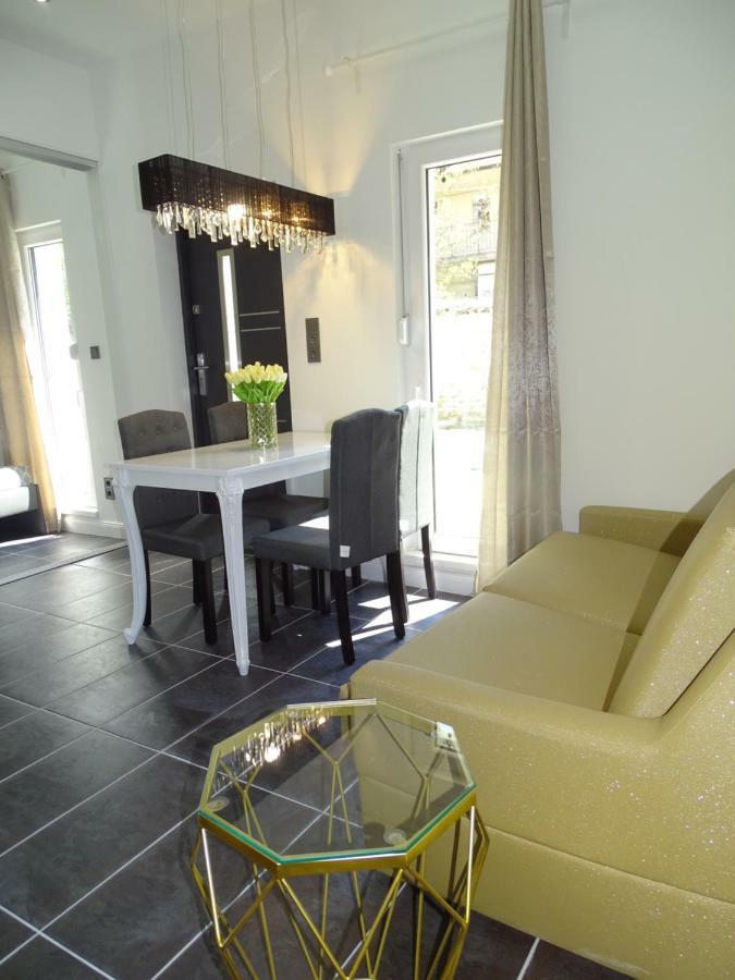 Dorothy 3 Apartment ชิโอฟก ภายนอก รูปภาพ